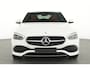 Mercedes-Benz C-klasse 300 e Plug-In Hybride Led koplampen | Achteruitrijcamera | Dodehoekassistent | Sfeerverlichting | Stoelverwarming voor. Inclusief 24 maanden MB Certified garantie voor Europa.