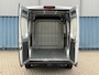 Peugeot Boxer 330 2.2 BlueHDi 120 L2H2 Premium | Achteruitrij camera | Armsteun voor | Centrale deurvergrendeling met afstandsbediening