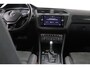 Volkswagen Tiguan Allspace 1.5 TSI R-line, 7-Persoons, Trekhaak draaibaar, Panorama dak, ACC, Virtual Cockpit, Apple Carplay/Android Auto, Alcantara