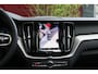 Volvo XC60 2.0 T6 Plug-in hybrid AWD Ultimate Dark | Trekhaak | 360 Camera | Head-up | Panoramadak | Memory | Pilot Assist