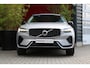 Volvo XC60 2.0 T6 Plug-in hybrid AWD Ultimate Dark | Trekhaak | 360 Camera | Head-up | Panoramadak | Memory | Pilot Assist