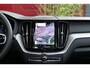 Volvo XC60 2.0 T6 Plug-in hybrid AWD Ultimate Dark | Trekhaak | 360 Camera | Head-up | Panoramadak | Memory | Harman/Kardon