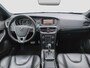 Volvo V40 2.0 T4 190 pk R-Design | Panoramadak | Trekhaak | Stoelverwarming | Navigatie