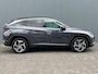 Hyundai Tucson 1.6 T-GDI 265pk PHEV Comfort Smart 4WD (299,- p/m Demo Deal!) | Climate | Camera | Carplay | Keyless | Navigatie | Full - Led | Elek. Klep | Winterpakket | 19" Lichtmetaal | Krell Audio | Digitale Cockpit | Parkeer Assistent | Adapt. Cruisecontrol