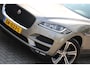 Jaguar F-Pace 2.0 Portfolio AWD 30T 300PK | NL-AUTO! | PANODAK | LEDER | STOELVERWARMING | CAMERA | EL. ACHTERKLEP | STUURVERWARMING | LIJNDETECTIE | VOORRUITVERWARMING |
