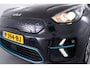 Kia e-Niro DynamicLine 64 kWh | Dealer onderhouden | Camera | Stoel-/stuurverwarming | Keyless Entry | Climate Control | Parkeersensoren
