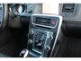 Volvo V60 T4 Business Sport | Camera | Trekhaak | Verw. Voorstoelen | Bi-Xenon | 18" LMV