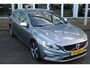 Volvo V60 T4 Business Sport | Camera | Trekhaak | Verw. Voorstoelen | Bi-Xenon | 18" LMV