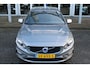 Volvo V60 T4 Business Sport | Camera | Trekhaak | Verw. Voorstoelen | Bi-Xenon | 18" LMV