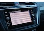 Volkswagen Tiguan 1.4 TSI 245pk DSG eHybrid R-Line Business+ | SoH 95% | Leer | Memory Stoelen | Trekhaak | 20" Misano Velgen