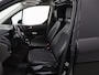Ford Transit Connect 1.5 ECOBLUE AUTOMAAT | L2 | SPORT | CAMERA | STOELVERWARMING | NAVIGATIE | CLIMATE CONTROL | BI-XENON LAMPEN | TREKHAAK | BETIMMERDE LAADRUIMTE | LICHTMETALEN WIELEN
