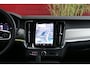 Volvo V90 2.0 T6 Plug-in hybrid AWD Ultra Dark | Luchtvering | Trekhaak | 360 Camera | Pilot Assist | Panoramadak | Harman/Kardon