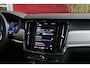 Volvo V90 2.0 T6 Plug-in hybrid AWD Ultra Dark | Luchtvering | Trekhaak | 360 Camera | Pilot Assist | Panoramadak | Harman/Kardon