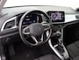 Volkswagen T-Roc 1.5 TSI 150 PK DSG Life | Navigatie | Apple CarPlay | Clima | Parkeerhulp |