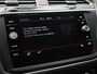 Volkswagen Tiguan 1.4 TSIeHybrid 180kW/245PK R-Line DSG · Panoramadak · Leder · Trekhaak · Camera · Elektrische stoelverstelling ·