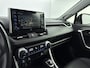 Toyota RAV4 2.5 Hybrid AWD Style 1650kg trekgewicht | Trekhaak | JBL-Audio | Dodehoek Ass. | Stoelverwarming | Leder interieur |