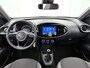 Toyota Aygo X 1.0 VVT-i MT Play | Apple Carplay/Android Auto | Parkeercamera Achter | Cruise Control Adaptief |