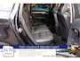 Volvo V70 2.0 D2 Dynamic Edition, Leer, Navi, Trekhaak