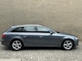 Audi A4 Avant 1.8 TFSI 170pk Automaat | Business Edition | Navigatie | Cruise control | Bi-xenon | PDC voor+achter | Afneembare trekhaak | Climate control | Keurig onderhouden
