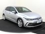 Volkswagen Golf 1.4 eHybrid GTE | Trekhaak | Dodehoek detectie | Stoel- en stuurwielverwarming | Achteruitrijcamera | Adaptieve cruise control | CarPlay | Full LED verlichting | 3-zone airco |