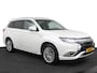 Mitsubishi Outlander 2.4 PHEV Instyle | 360° Camera | Adaptive Cruise Control | Bekleding Leder| Climate Control | Elektrische Stoelen | Navigatie | Panoramadak | Stoel- en Stuurverwarming
