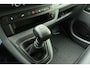 Opel Vivaro 2.0 CDTI L3H1 Edition 120PK | Trekhaak | 3-Zits | Lendedsteun Verstelling | Automatische Verlichting | Parkeer Sensoren Achter |