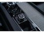 Volvo V60 Cross Country 2.0 B5 AWD Ultimate | Bowers & Wilkins audio | Voorstoelen met massagefunctie | 20" | Stoel-/Stuurverwarming | Trekhaak | Gelamineerd glas | 360 Camera | Standkachel | Keyless Entry | Dodehoekdetectie | Google | Volvo On Call | Carplay |