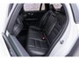 Volvo V60 Cross Country 2.0 B5 AWD Ultimate | Bowers & Wilkins audio | Voorstoelen met massagefunctie | 20" | Stoel-/Stuurverwarming | Trekhaak | Gelamineerd glas | 360 Camera | Standkachel | Keyless Entry | Dodehoekdetectie | Google | Volvo On Call | Carplay |