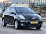 Toyota Yaris 1.3 VVTi Dynamic 5DR*Airco*Trekhaak*Dealer onderhouden*NAP*LM velgen*