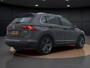 Volkswagen Tiguan 2.0 TSI 4Motion Highline | Pano dak | Trekhaak | Leder | 360º Camera | Elekt Achterklep | Stoelverwarming | Navigatie |