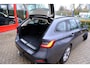 BMW 3-Serie Touring 318i Executive Edition Aut. Pano|Half leder|Sporstoelen|Navi|LMV
