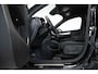 Volvo XC40 B4 Plus Dark | Verwarmde Voorstoelen+Stuurwiel | Verwarmde voorruit | Semi-Elektrische Trekhaak | Harman Kardon Premium Audio | Apple Carplay / Android Auto | Elektrisch bedienbare voorstoelen | Google infotaiment