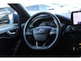 Ford Focus 1.0 EcoBoost ST Line Business | Trekhaak | Cruise Control | Navigatie | Camera | Airco | Lichtmetalen Velgen |