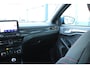 Ford Focus 1.0 EcoBoost ST Line Business | Trekhaak | Cruise Control | Navigatie | Camera | Airco | Lichtmetalen Velgen |
