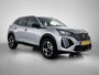 Peugeot 2008 SUV Allure Hybrid 145pk Automaat | Navigatie | Camera v+a | Climate Control | Adaptieve Cruise Control | Parkeersensoren v+a | Keyless | Dodehoeksensor | Draadloze Apple Carplay / Android Auto | Digitaal instrumentenpaneel | DAB+ radio | Led koplampen | Donker getint glas | 17" lichtmetalen velgen |