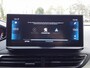 Peugeot 3008 GT 1.2-130pk AUTOMAAT/EAT8 Navigatie| Trekhaak | Apple Carplay & Android Auto | KEYLESS | Elektrische stoel&massage | Achteruitrijcamera | Dodehoek|BT