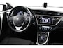 Toyota Auris 1.8 Hybrid Dynamic | Trekhaak | Parkeersensoren | Cruise Control |