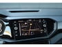 Volkswagen T-Cross 1.0 TSI 95pk Life Parkeersensoren Navigatie Adaptieve Cruise CarPlay NL-Auto
