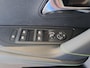 Peugeot e-2008 EV GT Avantage 54 kWh 17% BIJTELLING | DIRECT LEVERBAAR | AUTOMAAT | STOELVERWARMING | ALCANTARA | MASSAGESTOEL