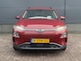 Hyundai Kona Electric EV Fashion Design 64 kWh / Eerste Eigenaar / Dealer Onderhouden / Trekhaak / SOH 100% / Head-Up Display / Adaptive Cruise / Stoel Verwarming / Achteruitrij Camera / Keyless /