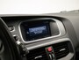 Volvo V40 2.0 T4 Business Sport R-Design (PANORAMADAK,NAVI,STOELVERWARMING,CAMERA,LEDER,TREKHAAK,CRUISE,CLIMATE,GETINT,NETTESTAAT)