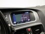 Volvo V40 2.0 T4 Business Sport R-Design (PANORAMADAK,NAVI,STOELVERWARMING,CAMERA,LEDER,TREKHAAK,CRUISE,CLIMATE,GETINT,NETTESTAAT)