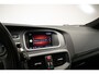 Volvo V40 2.0 T4 Business Sport R-Design (PANORAMADAK,NAVI,STOELVERWARMING,CAMERA,LEDER,TREKHAAK,CRUISE,CLIMATE,GETINT,NETTESTAAT)