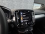 Volvo XC40 1.5 T4 Plug-in hybrid Plus Dark | Panoramadak | Harman Kardon audio | Stoel- en stuurwielverwarming | Keyless | Achteruitrijcamera | Navigatie | Parkeersensoren voor + achter | Apple Carplay / Android Auto | Elektrische stoelverstelling | DAB+ radio |