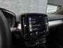 Volvo XC40 1.5 T4 Plug-in hybrid Plus Dark | Panoramadak | Harman Kardon audio | Stoel- en stuurwielverwarming | Keyless | Achteruitrijcamera | Navigatie | Parkeersensoren voor + achter | Apple Carplay / Android Auto | Elektrische stoelverstelling | DAB+ radio |