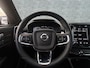 Volvo XC40 1.5 T4 Plug-in hybrid Plus Dark | Panoramadak | Harman Kardon audio | Stoel- en stuurwielverwarming | Keyless | Achteruitrijcamera | Navigatie | Parkeersensoren voor + achter | Apple Carplay / Android Auto | Elektrische stoelverstelling | DAB+ radio |