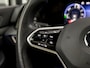 Volkswagen Golf 1.4 eHybrid GTE 245Pk Automaat (APPLE CARPLAY, GROOT NAVI, GRILLE VERLICHT, STUUR/STOELVERWARMING, KUIPSTOELEN, SFEERVERLICHTING, CAMERA, KEYLESS, GETINT GLAS, NIEUWSTAAT)
