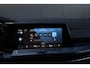 Volkswagen Golf 1.0 TSI 110pk Life Business Stoel/Stuur verwarming Navi Clima Sfeerverlichting CarPlay Getint glas Parkeersensoren