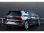 Volkswagen Golf 1.0 TSI 110pk Life Business Stoel/Stuur verwarming Navi Clima Sfeerverlichting CarPlay Getint glas Parkeersensoren
