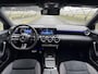 Mercedes-Benz A-klasse 180 Business Solution AMG | Night | Panoramadak | Sfeerverlichting | Stoelverwarming | Parkeercamera |